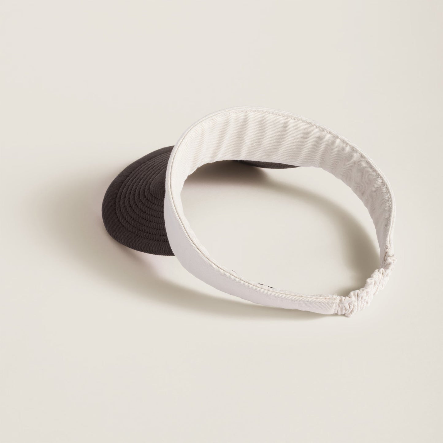 Drill visor – chalk white & ebony