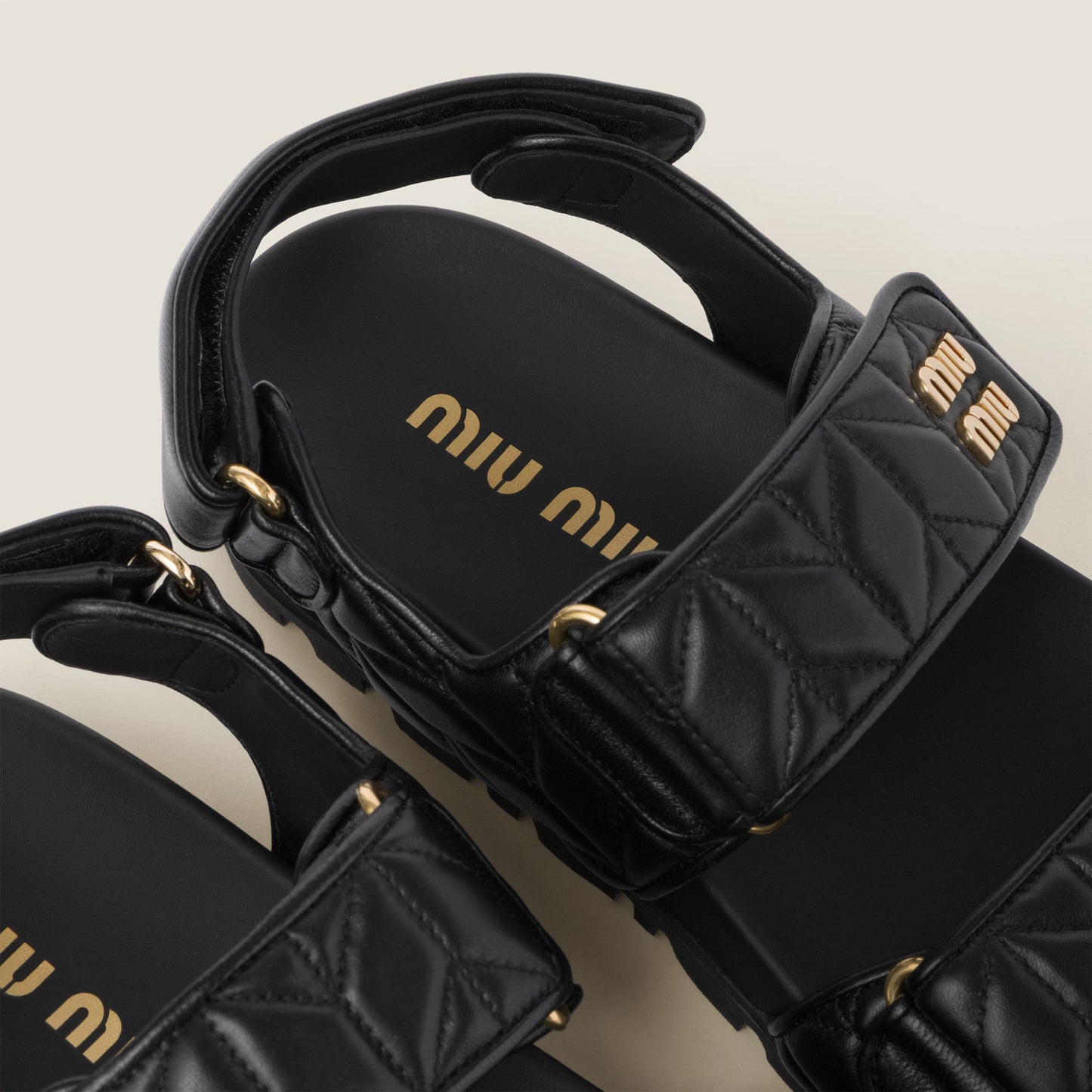 Matelassé nappa leather slides