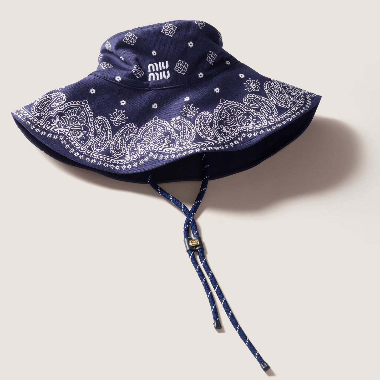 Printed cotton hat – Blue & White