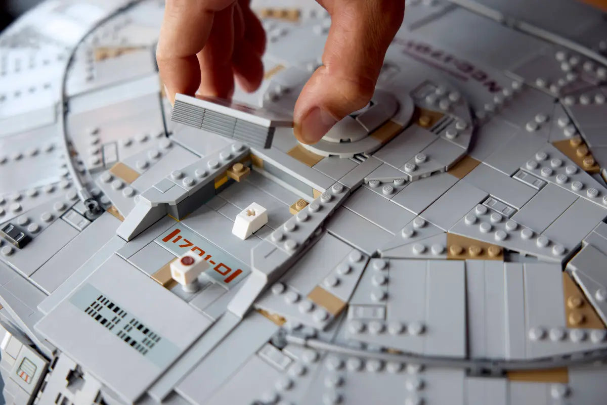 Star Trek U.S.S. Enterprise NCC-1701-D™