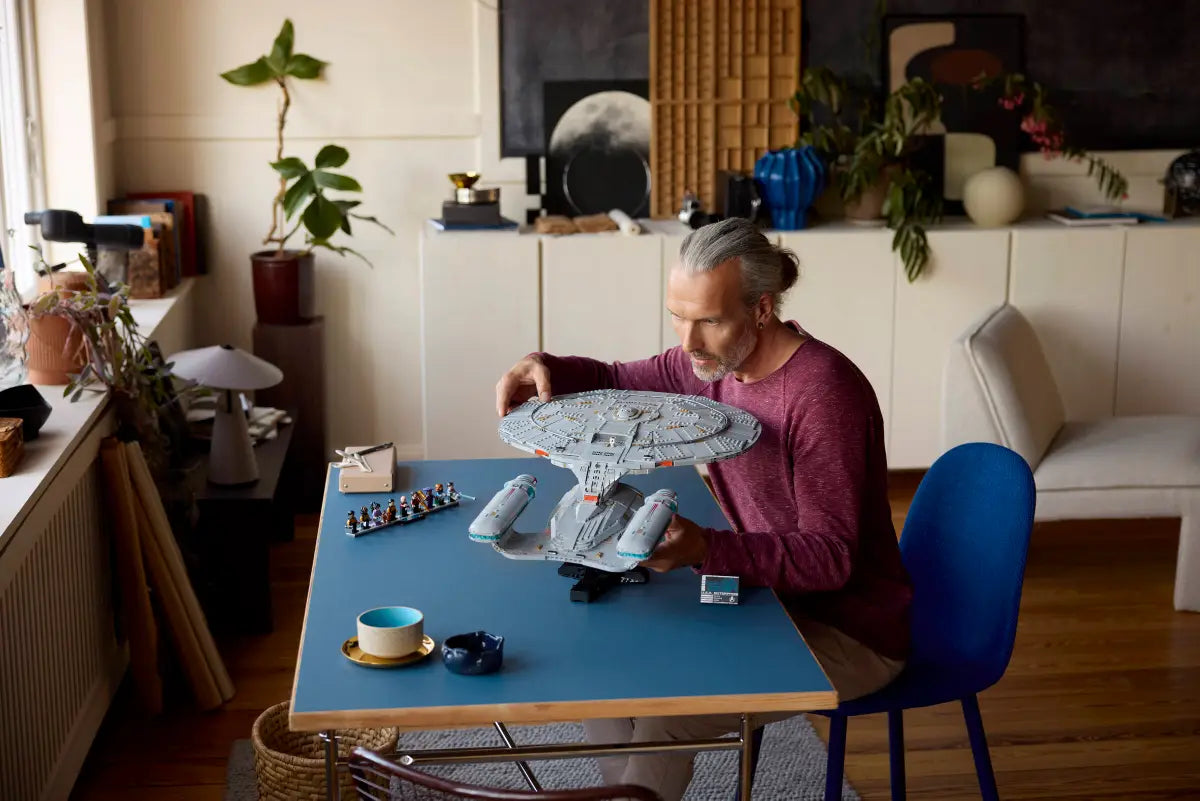 Star Trek U.S.S. Enterprise NCC-1701-D™