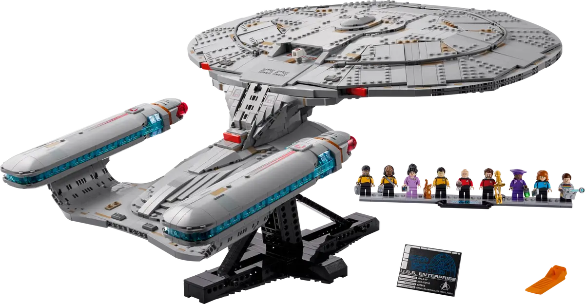 Star Trek U.S.S. Enterprise NCC-1701-D™