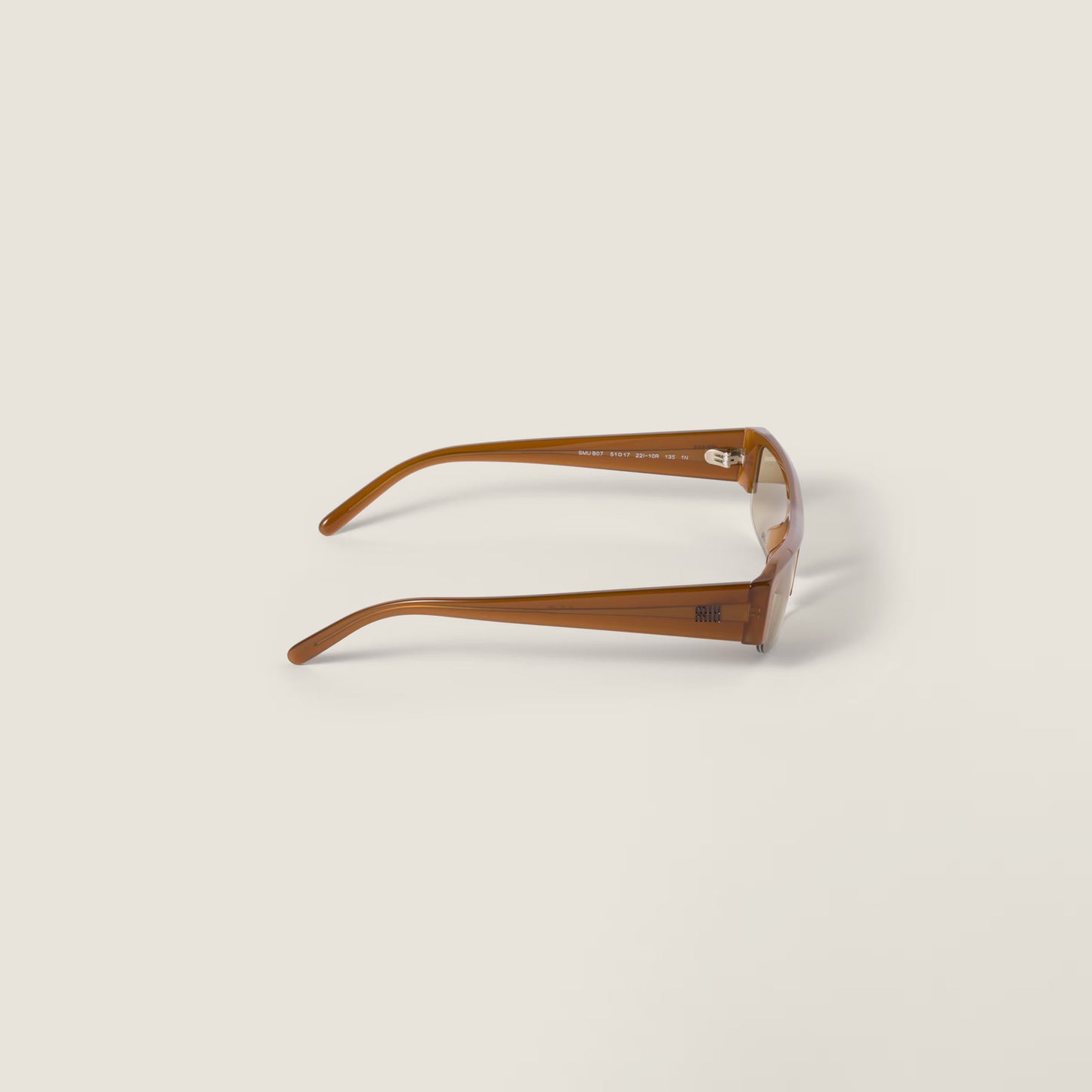 Vedette sunglasses with hamomile lenses