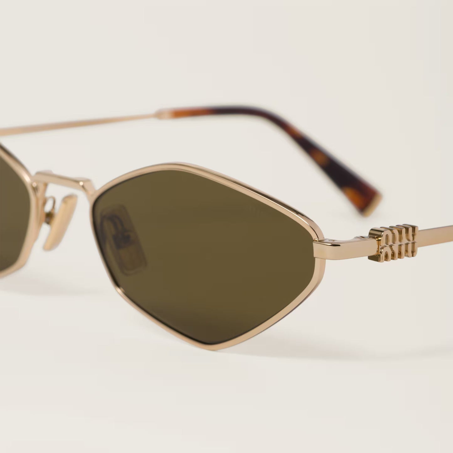 Miu Miu Logo sunglasses – eau-de-Nil green lenses