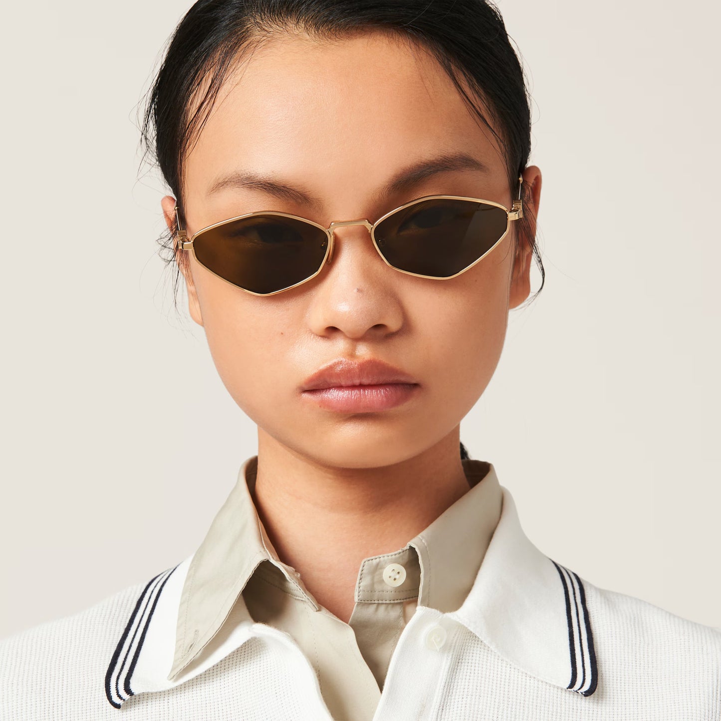 Miu Miu Logo sunglasses – eau-de-Nil green lenses