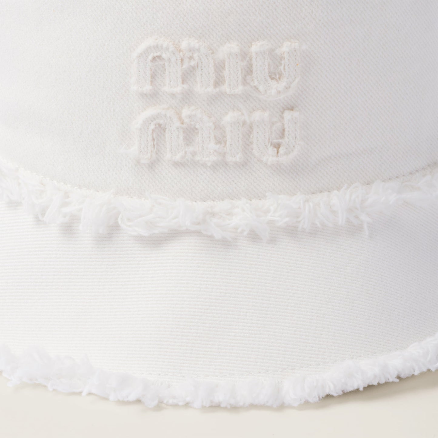Denim bucket hat – White